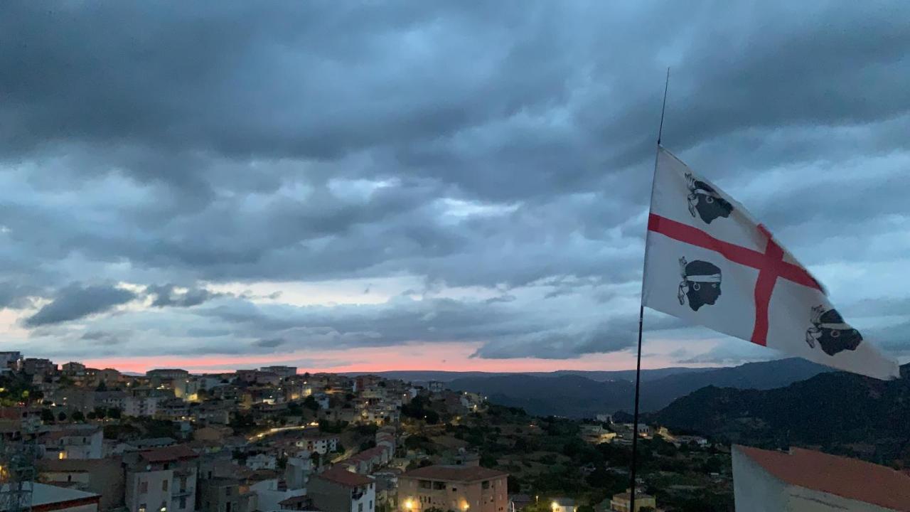 Orgosolo B&B Sardegna ภายนอก รูปภาพ